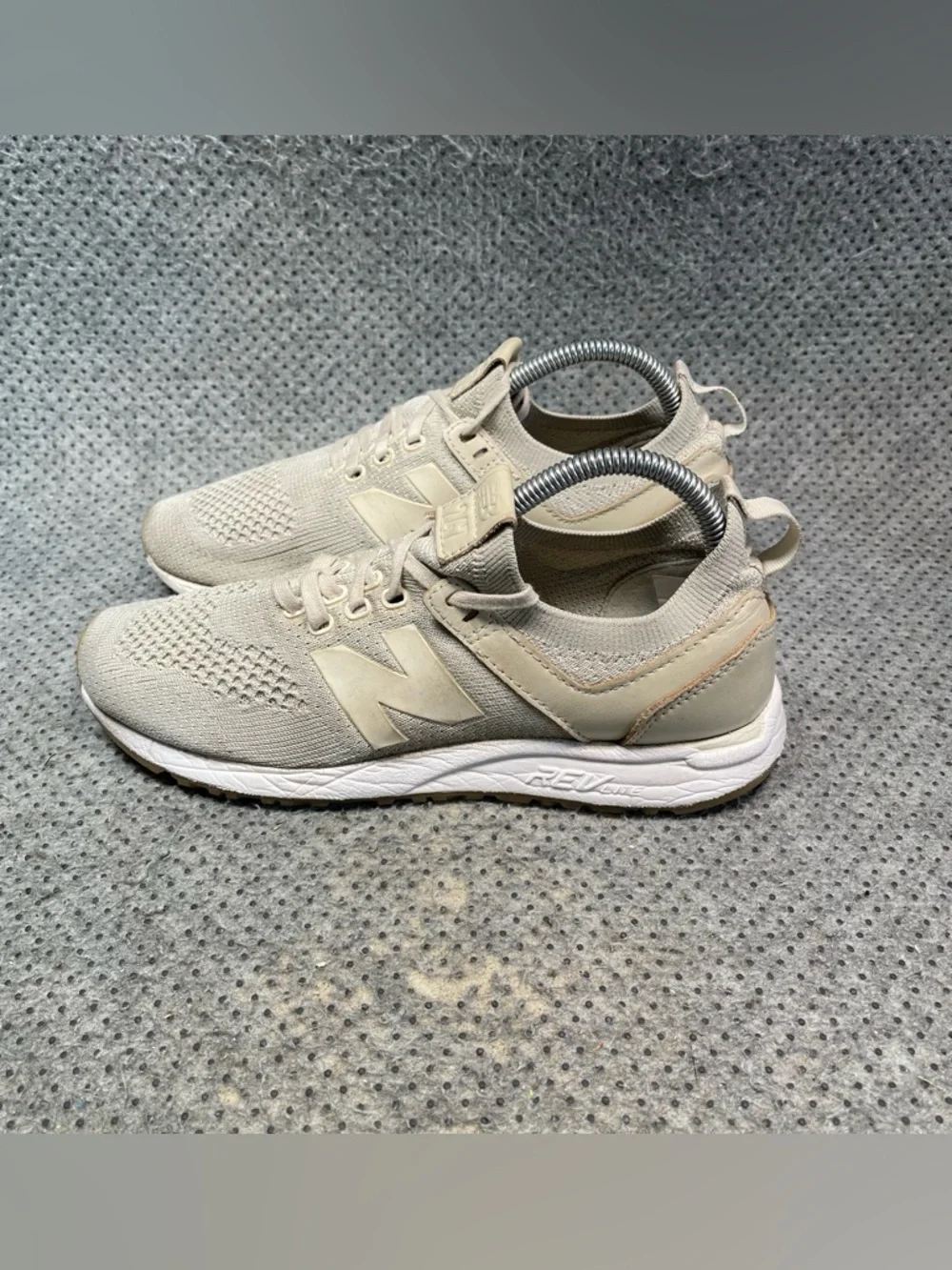 New Balance 247 Running Shoes Size 9 Women’s